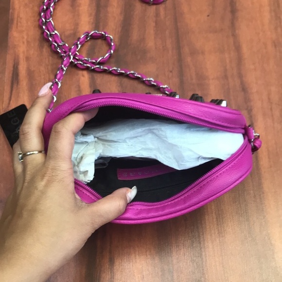 Rampage 🔥 - Picture 3 of 3